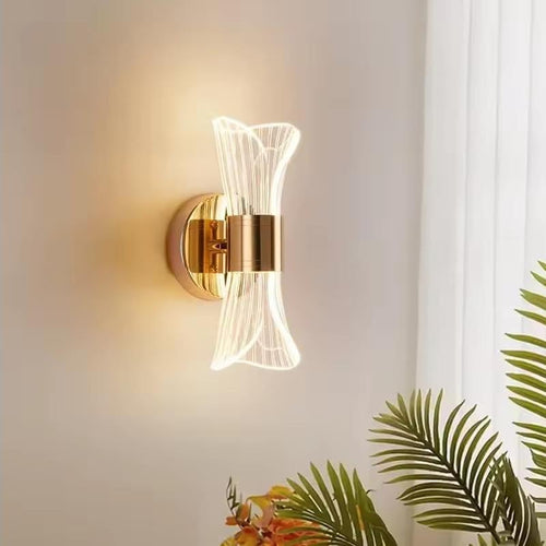 Chic Glow Wall Light